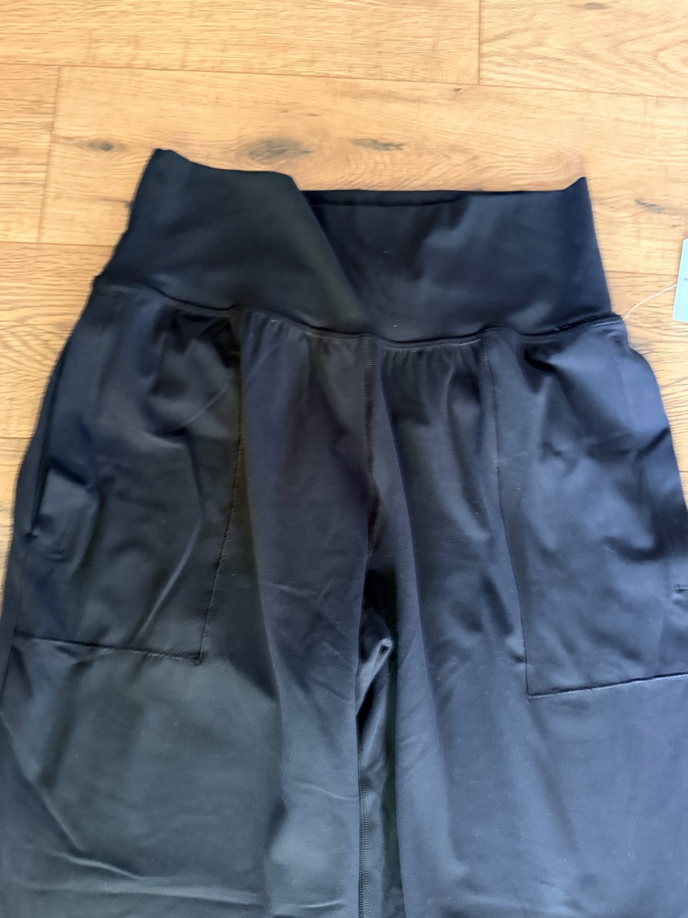 NWT Athleta Salutation High Rise Jogger Pants in Black - Women’s- Size Small - Picture 5 of 12